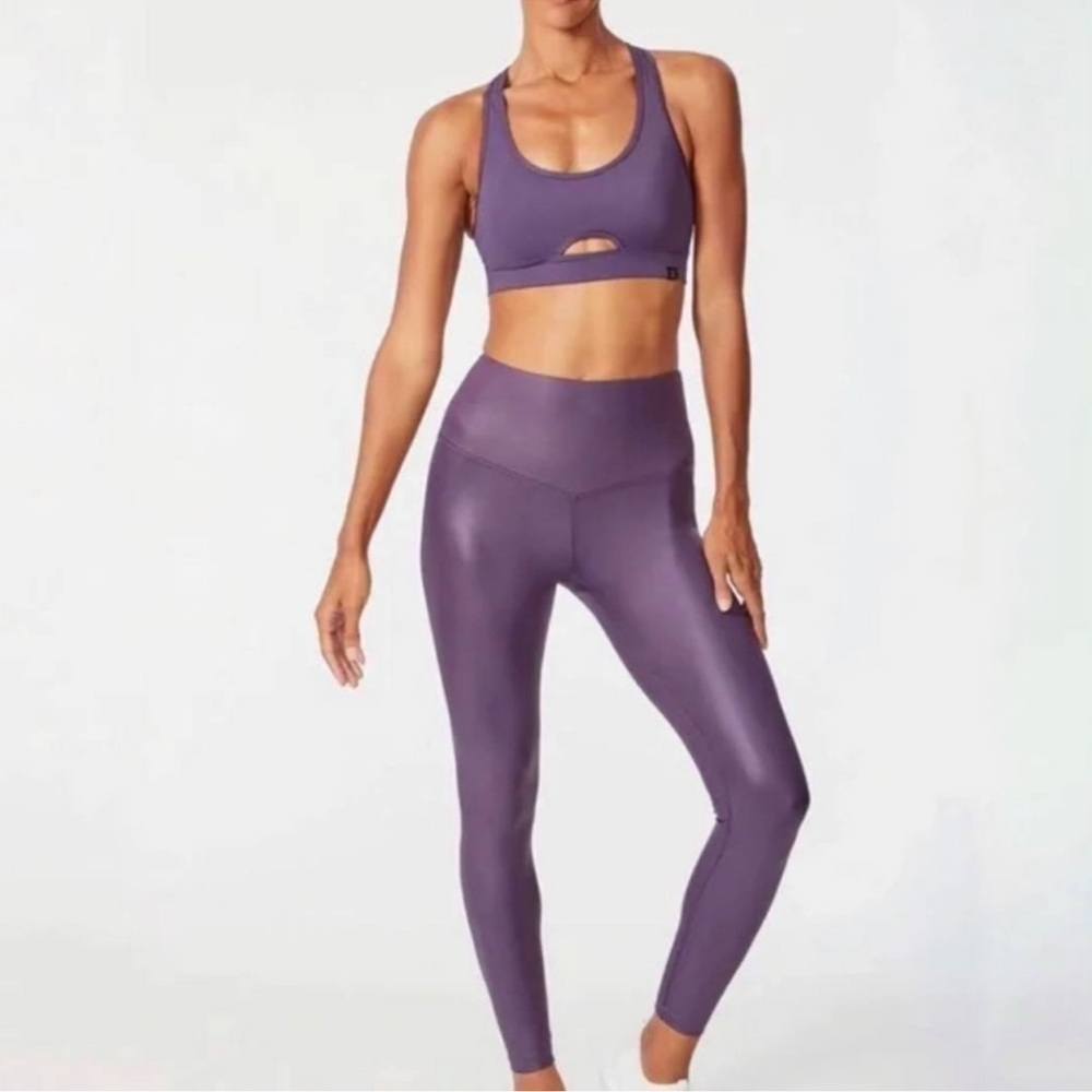 New Zobha Women’s Sports Bra Purple Small BNWT